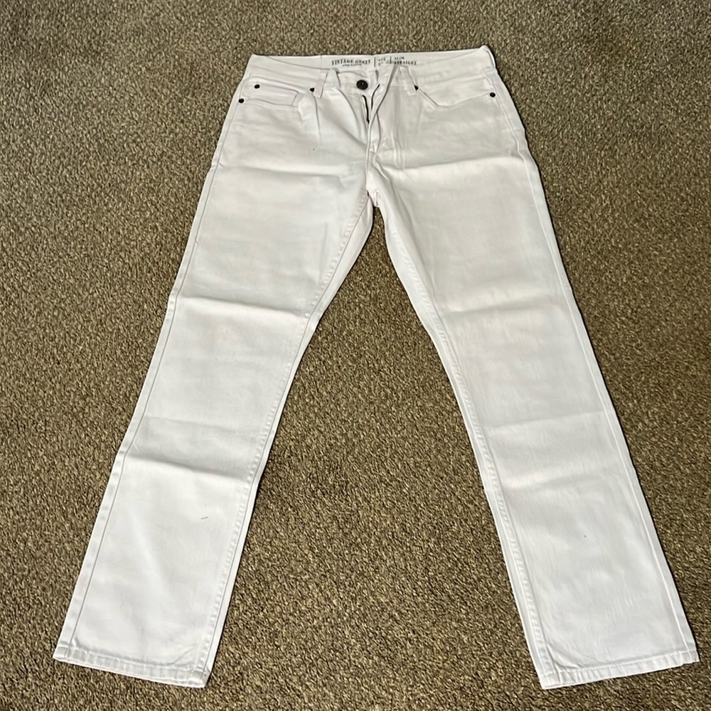 White slim straight jeans